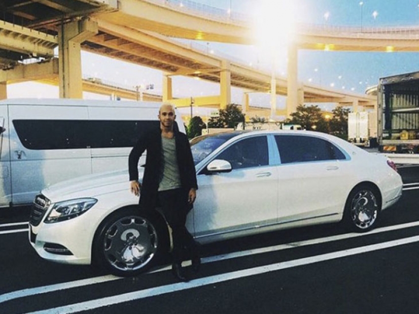 Lewis Hamilton pone en venta su magnífico Mercedes-Maybach S600