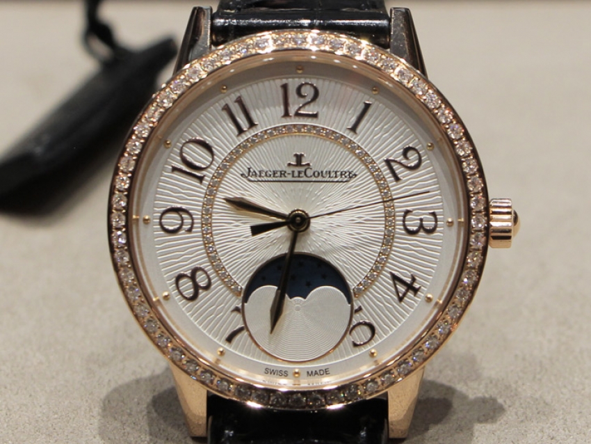 Jaeger-LeCoultre seduce con el Rendez-Vous Moon